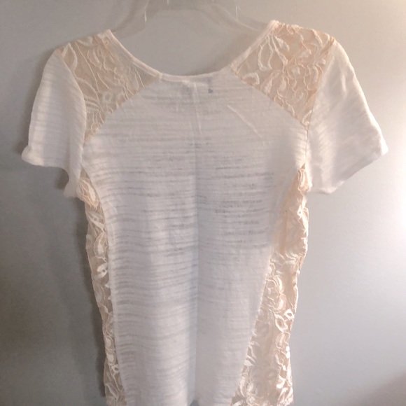 Daytrip knit top with lace detail, EUC, size medium. - Picture 4 of 4